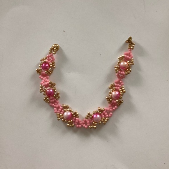 Handmade Jewelry - Elegant Pink and Gold Beaded Bracelet